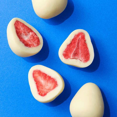 苺のコーテッドチョコ ホワイト